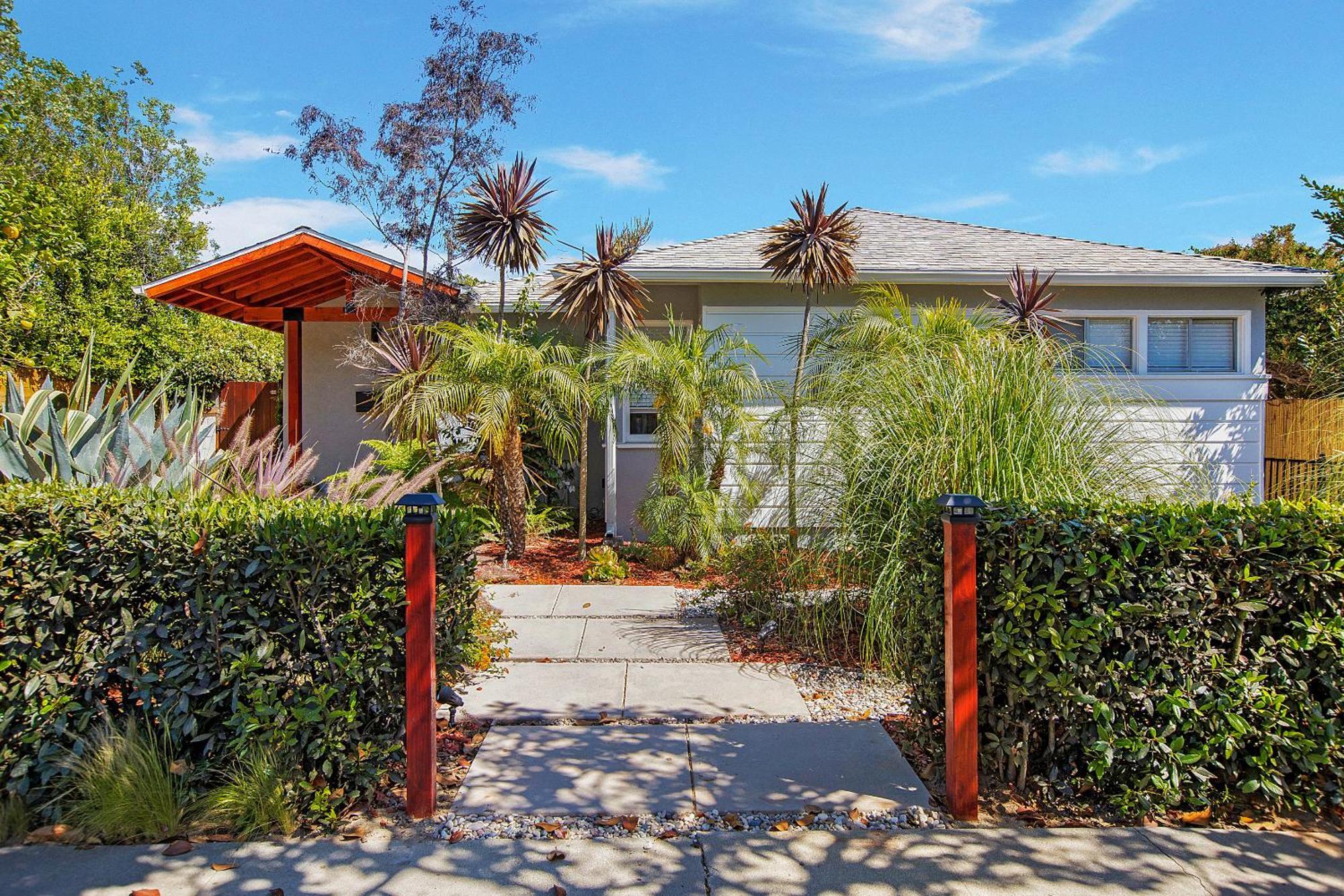 Oasis With Pool And Music Studio By Benvenu Los Angeles Exterior photo
